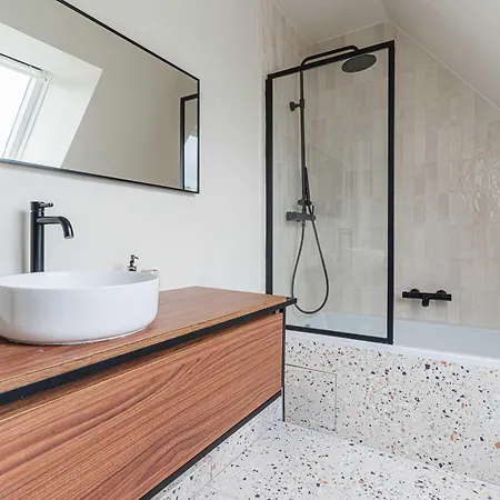 Exceptional House With Pool 12p -
